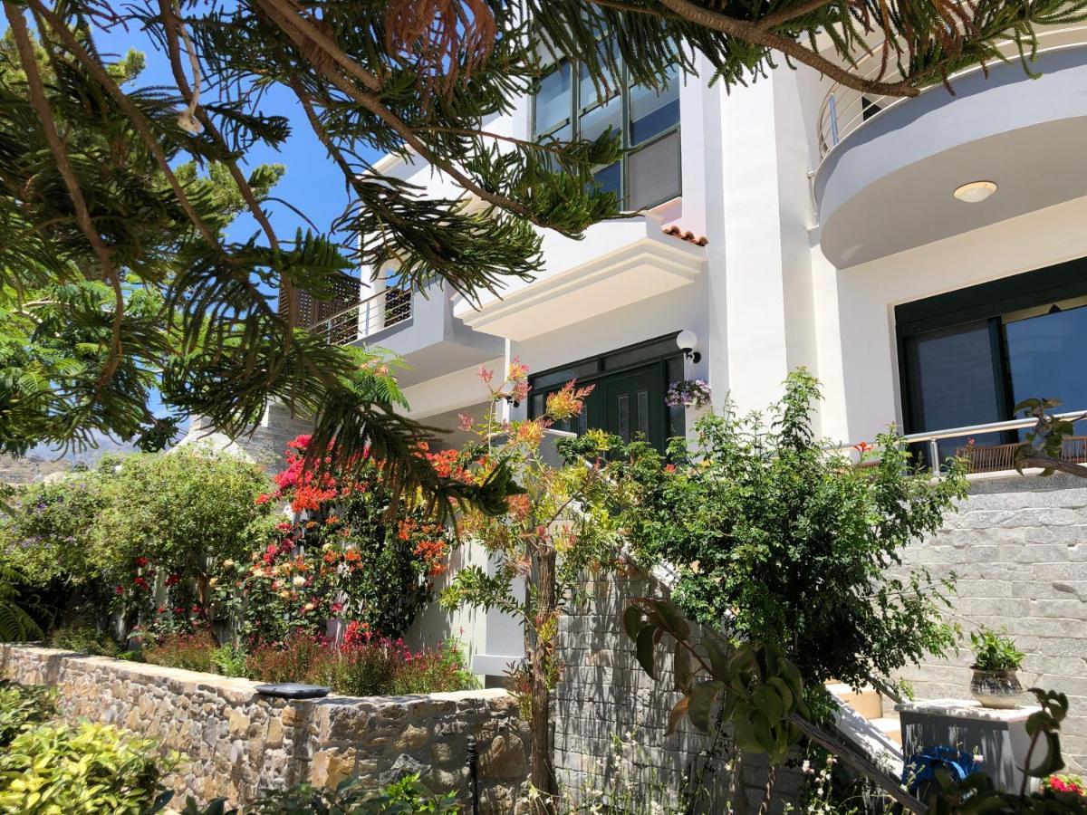 Paradisos Luxury Villas Next To Beach Koutsourás Екстериор снимка