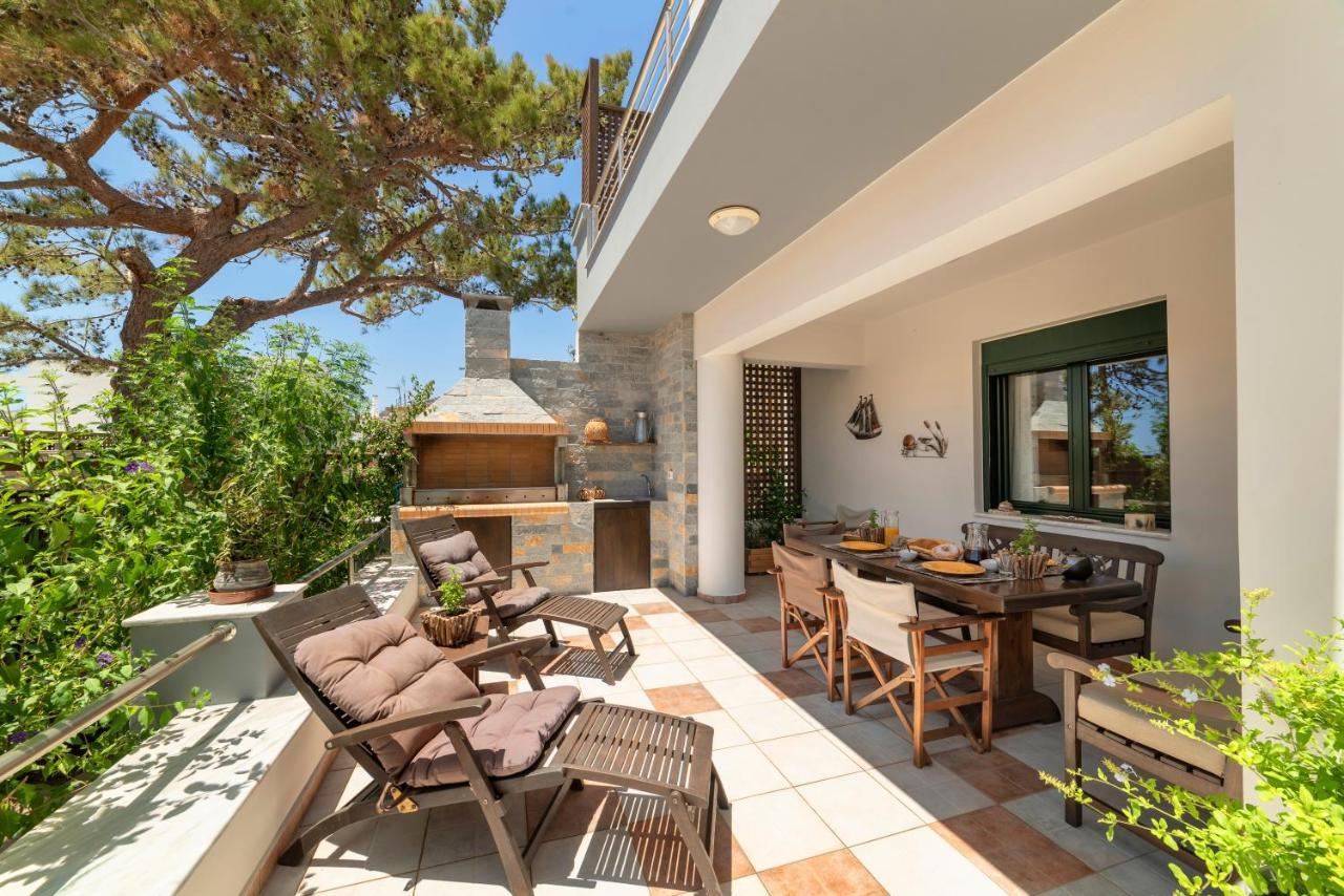 Paradisos Luxury Villas Next To Beach Koutsourás Екстериор снимка
