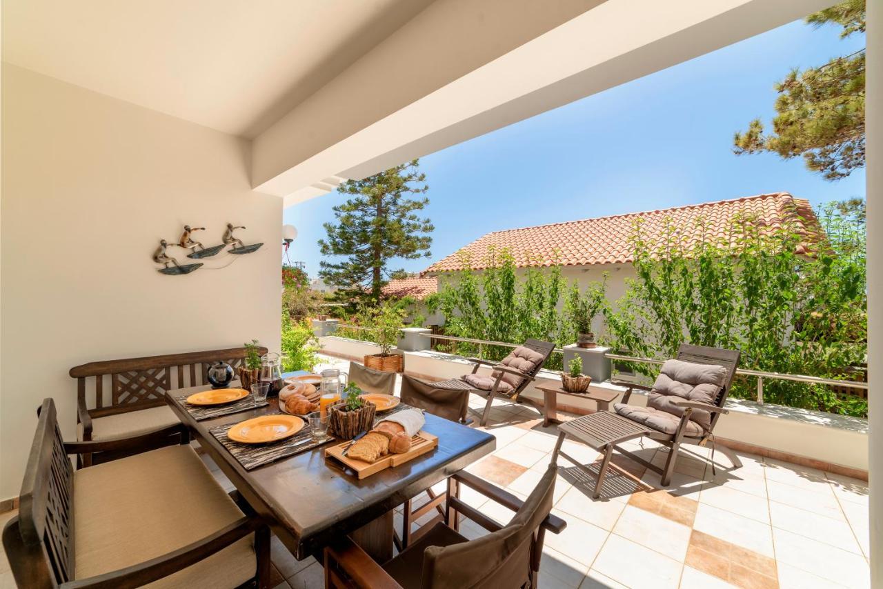 Paradisos Luxury Villas Next To Beach Koutsourás Екстериор снимка