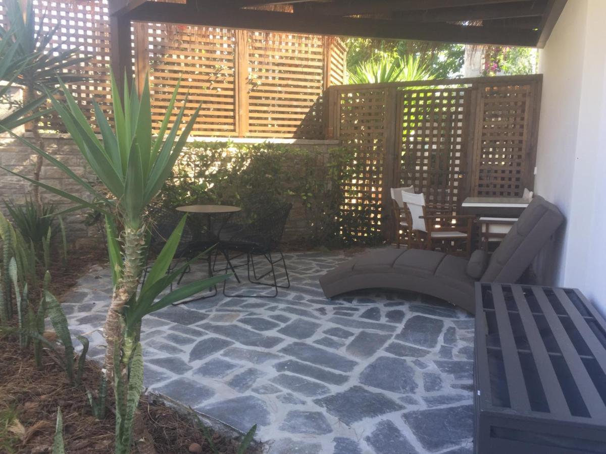 Paradisos Luxury Villas Next To Beach Koutsourás Екстериор снимка
