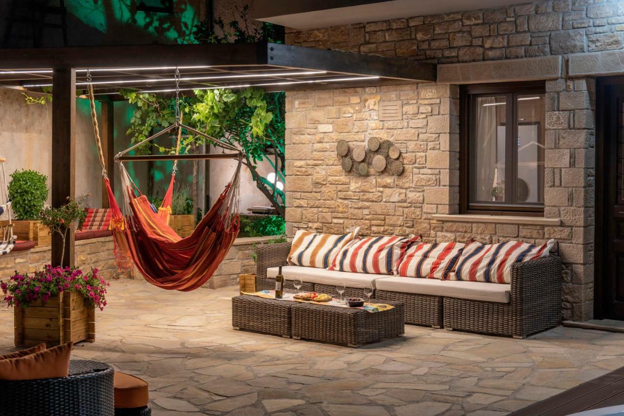 Paradisos Luxury Villas Next To Beach Koutsourás Екстериор снимка