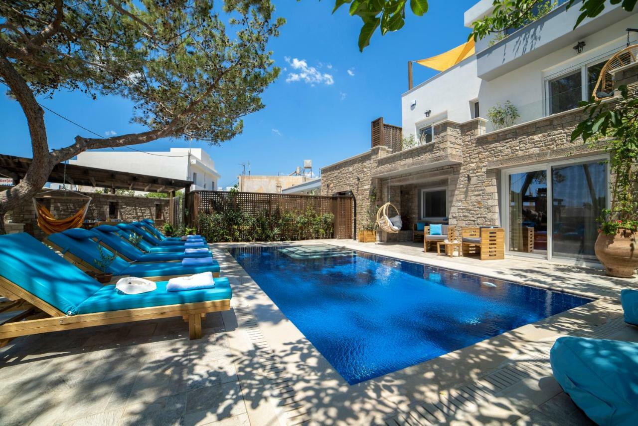 Paradisos Luxury Villas Next To Beach Koutsourás Екстериор снимка